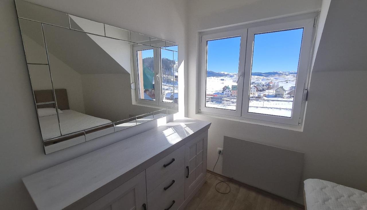Apartment Mihaela Žabljak Buitenkant foto